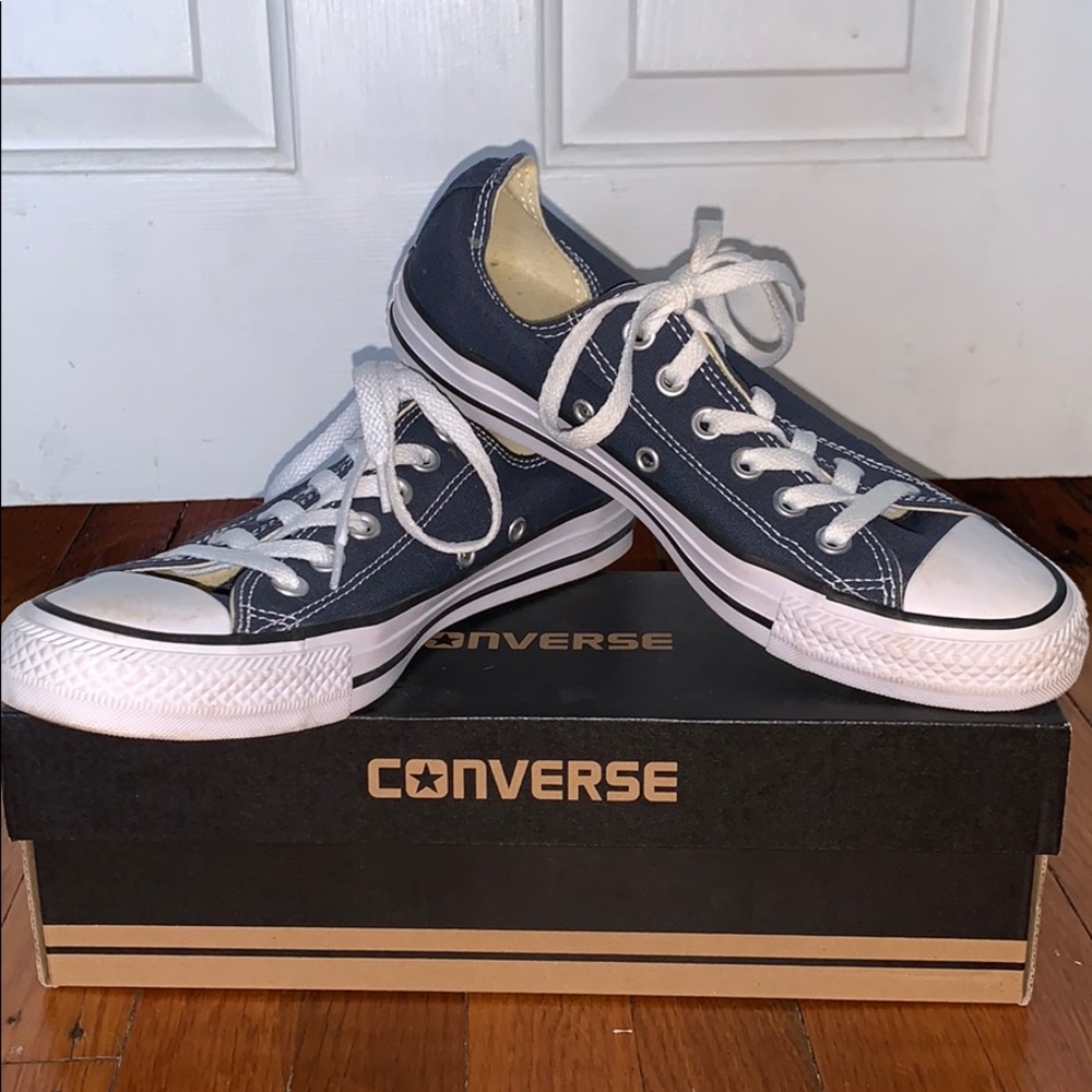 Low top converse worn once
